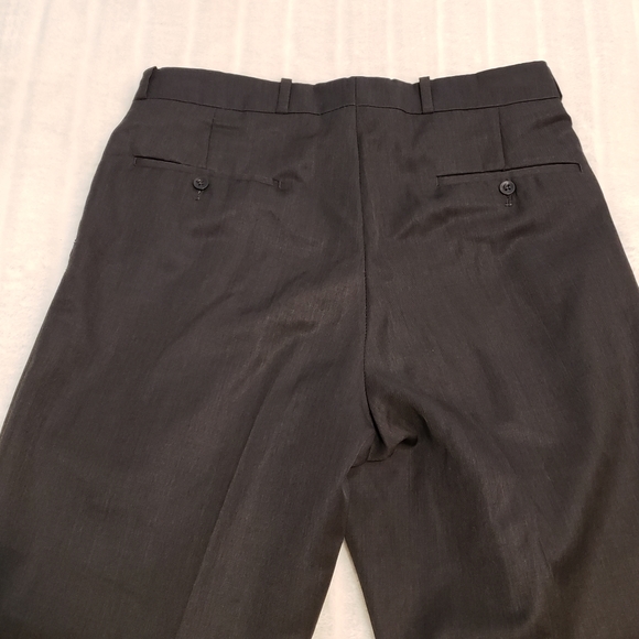 Moores Lineage Pleated Front Dress Pants - Picture 14 of 16